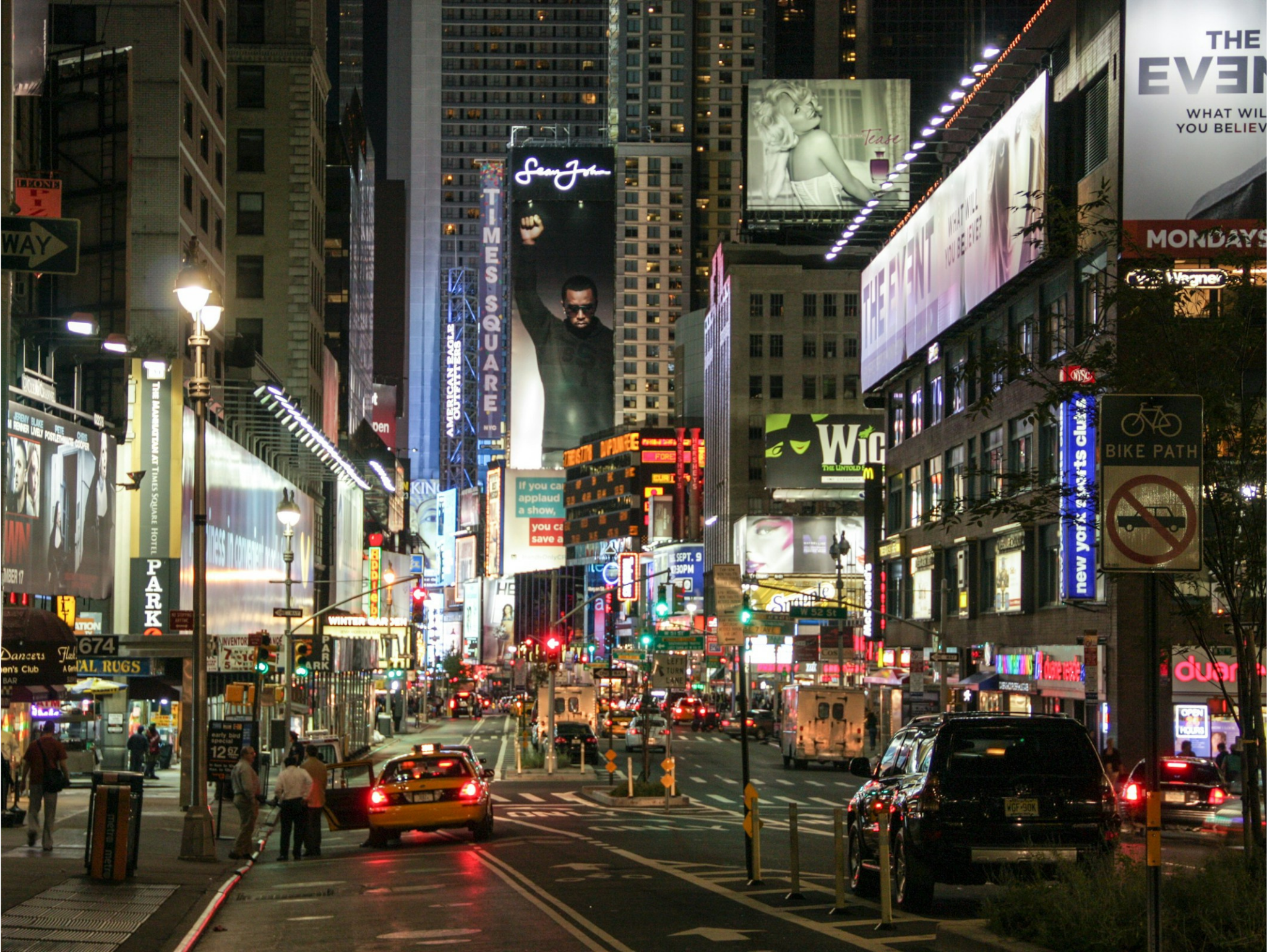 Her Kasım Aynı Terane: Kara Cuma İndirimleri Şahane